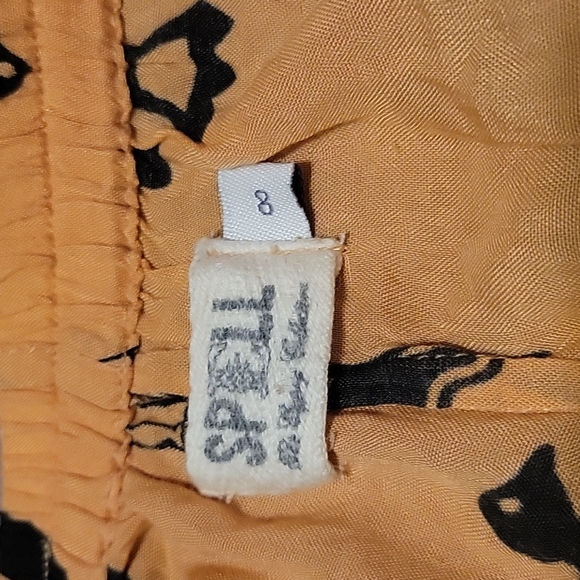 RARE Spell shorts in size 8 in tangerine color - Picture 2 of 4